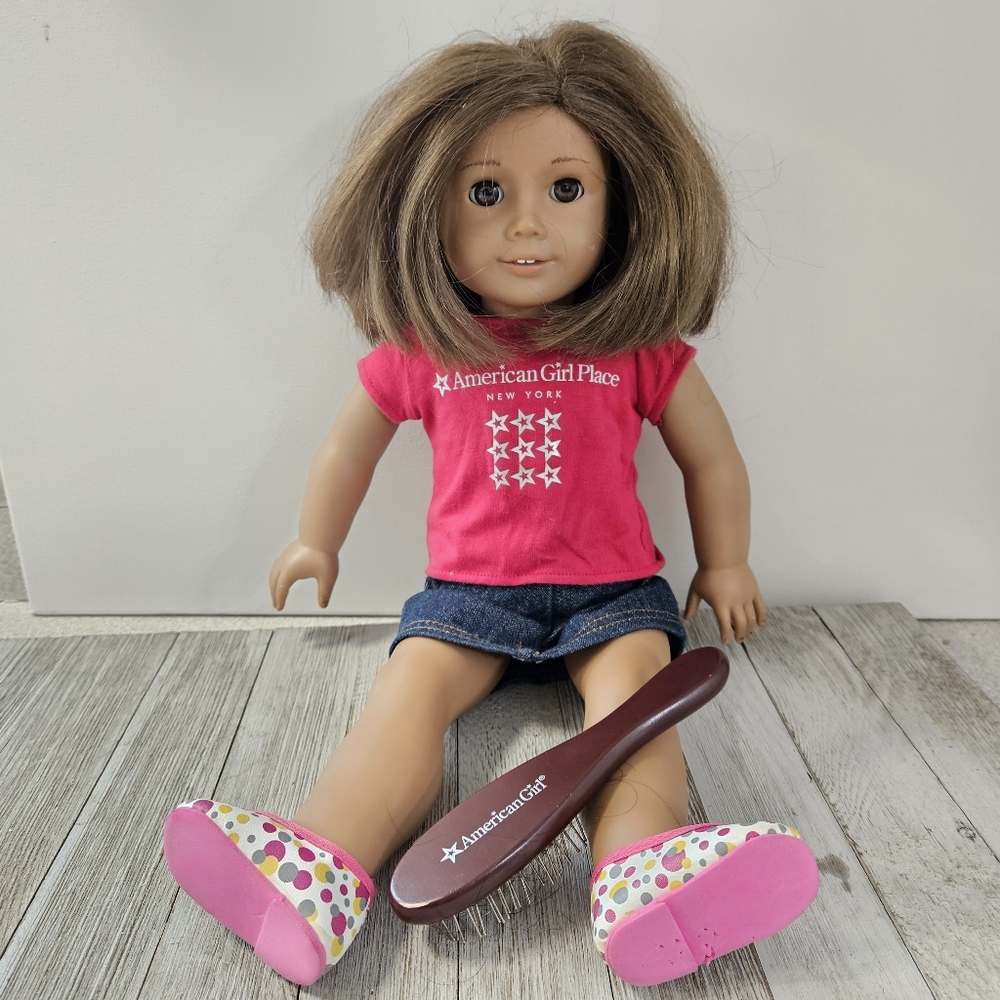18" American Girl Doll w/Brown Hair and Eyes Wearing a Blue Denim Skirt Hot Pink